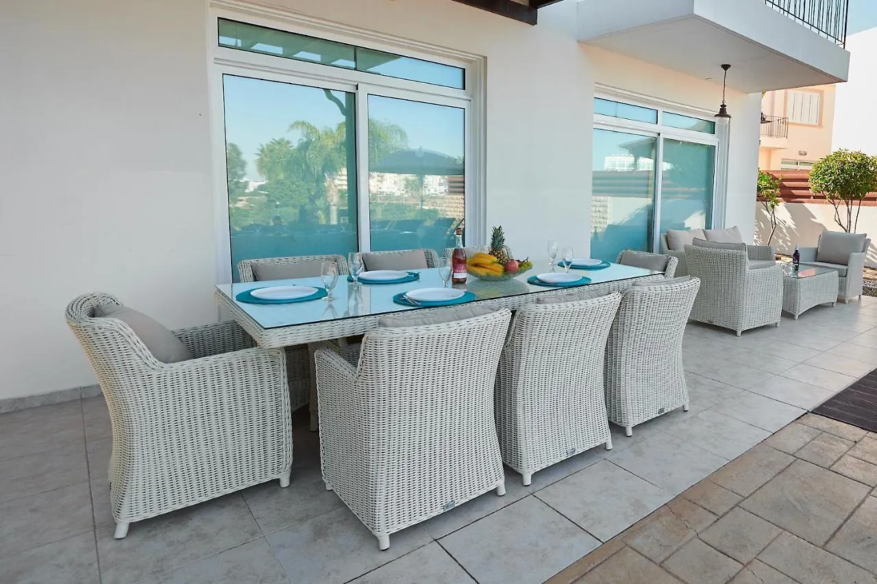 Villa Beach Front Bella Vista Protaras